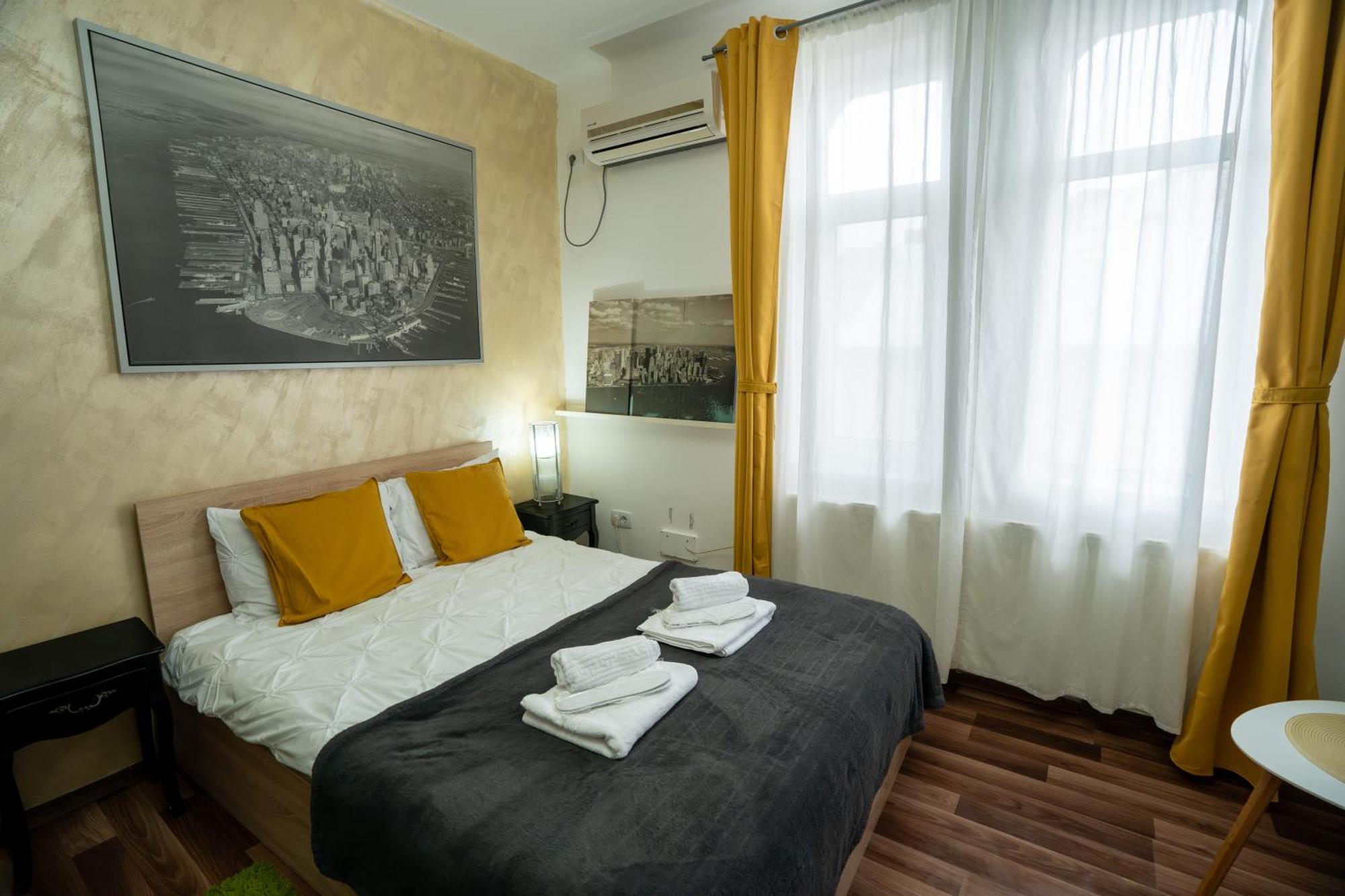 Central Old City Center Studio Universitate Coltea - Cav9 Bucharest Exterior photo